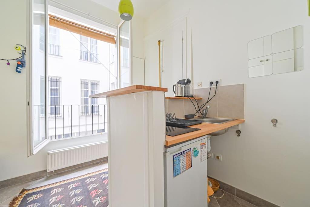 Radiant Flat - Spacious Studio Apartment - Marais Paris Extérieur photo